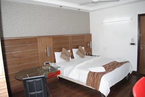 Hotel Metro Continental デリー 部屋 写真